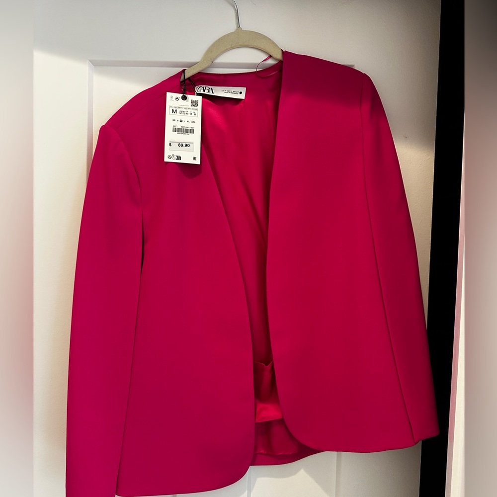 Zara pink cape